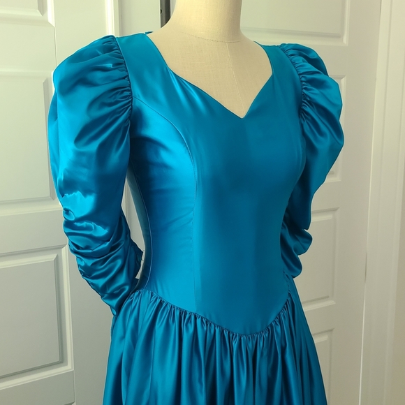 Teal Satin Vintage 80's Prom Dress - Picture 2 of 7